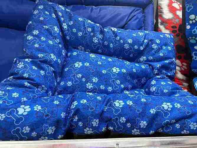 CAMA MIA GRANDE NO. 6